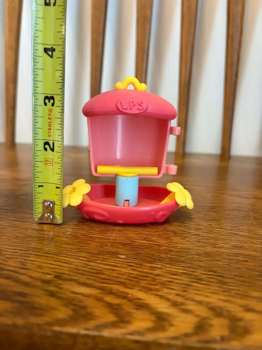 Littlest Pet Shop Hummingbird Feeder Accessory Red Yellow